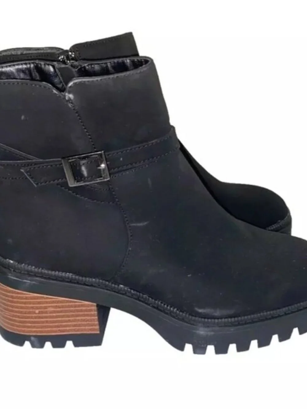 Bamboo Affirm Lug Sole Bootie Women's Boot Black Size 10